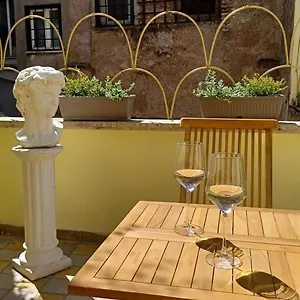 rhome-exclusive-collection-roman-forum.it-romehotels.com/